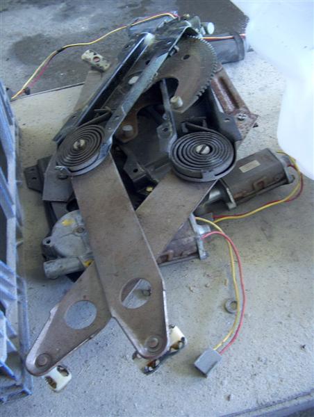 1990 Ford LTD Crown Victoria - Front window regulators