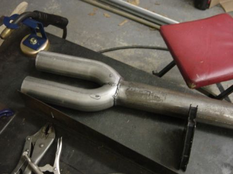 1991 Ford Bronco - Custom exhaust Y-pipe fabricated for a vehicle project.