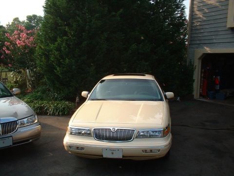 1996 Mercury Grand Marquis - This is how it all started :) These pictures were taken right after I got the sunroof and pinstriping done. These are the earliest photos I…