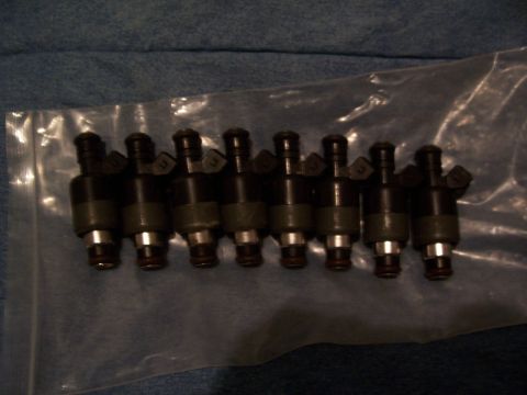 1985 Ford Bronco - 30# injectors i scored for free:) should work nicely on my 395w