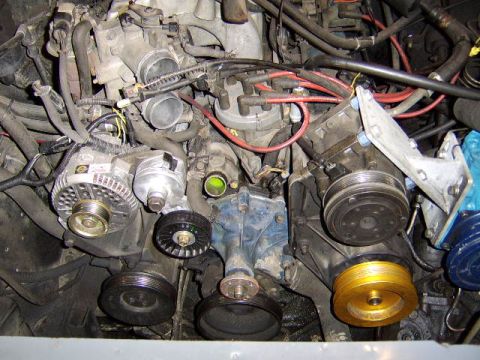 1989 Ford Bronco - Now there is room to work