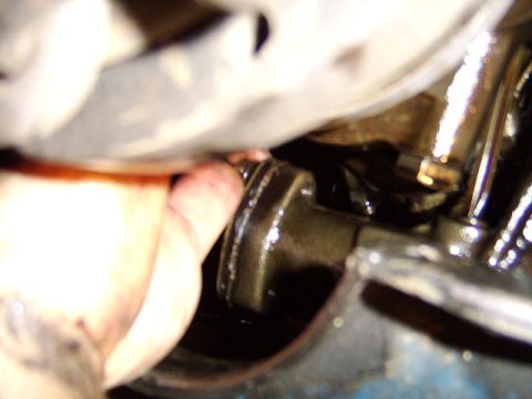 1989 Ford Bronco - as soon as you have loosened the bolts enough, use your fingers, it will be that much quicker.