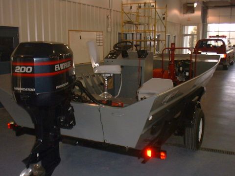 2002 Alumacraft 1436 LT “Fire boat”