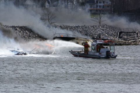 2002 Alumacraft 1436 LT “Fire boat”