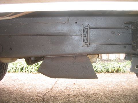 1996 Ford Bronco - frame rail and transfer case skid plate (after)
