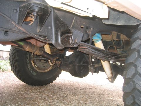 1996 Ford Bronco - more of the frame rail, shackes, and leaf springs (after)
