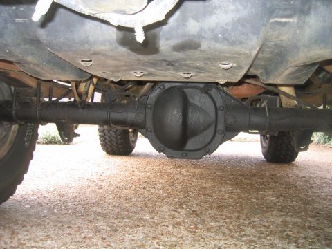 1996 Ford Bronco - rear axle (after)