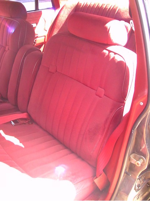 1987 Ford Crown Victoria LTD - Hey look, its where I plant my rear whenever I drive, well you'll be sleeping well tonight eh?