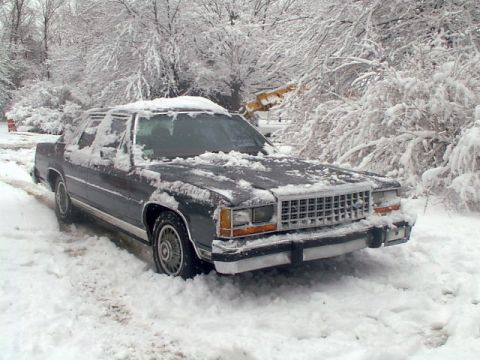 1987 Ford LTD Crown Victoria photo