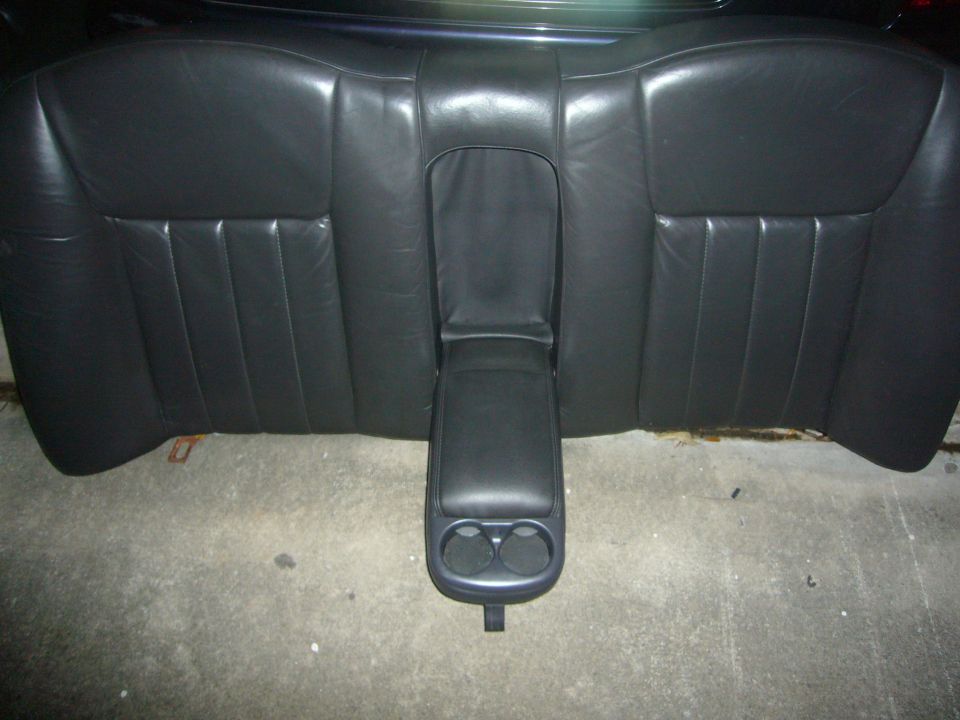 Back car seat and center console with cup holders