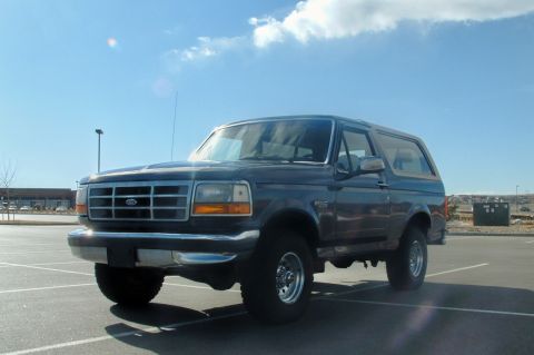 1993 Ford Bronco photo