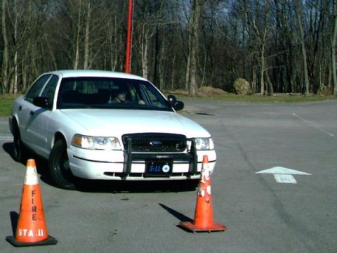 2000 Ford Crown Victoria photo