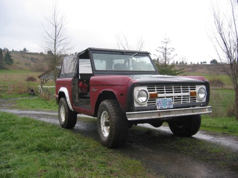 1968 Ford Bronco - This 1968 Ford Bronco is a classic SUV with a removable soft top.