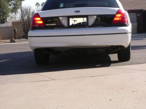 2000 Ford Crown Victoria photo