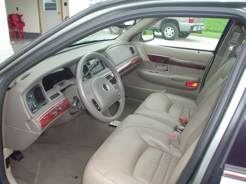 2001 Mercury Grand Marquis photo