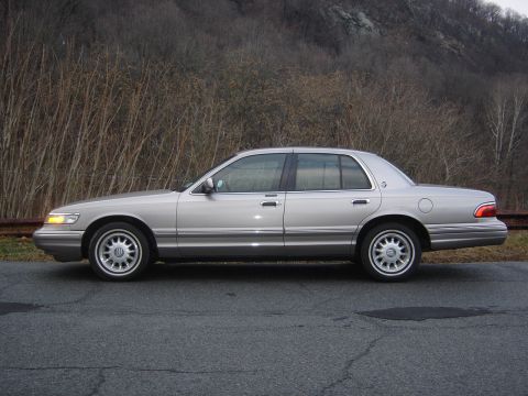 1995 Mercury Grand Marquis photo