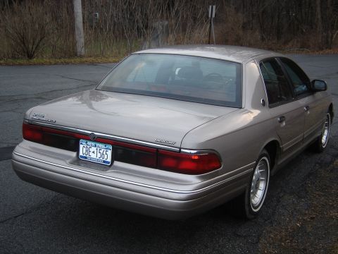1995 Mercury Grand Marquis photo