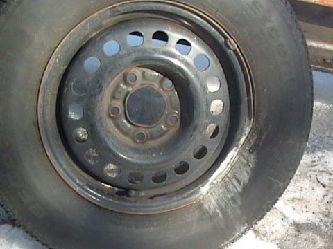 1990 Ford Bronco - The Chrisafir's rim after it hit a curb