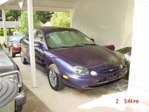 1998 Ford Taurus photo