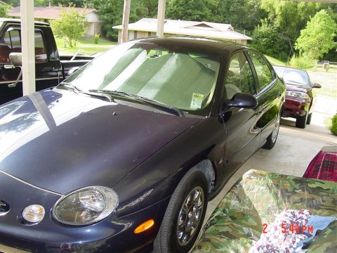 1998 Ford Taurus photo