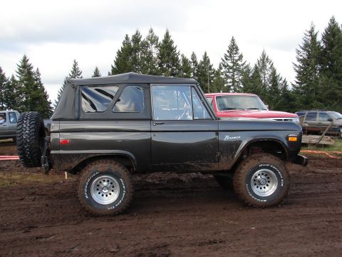 1996 Ford Bronco - This classic Ford Bronco is ready for some off-road fun in the mud.