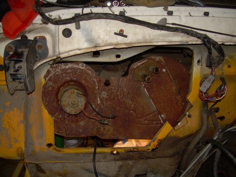 1978 Ford Bronco - "New" heater box in, still need to cut a piece of sheetmetal to cover a/c hole. Needs a new blower motor, too.