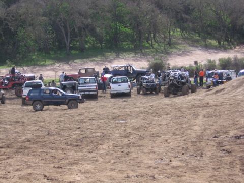 1989 Ford Bronco - The Hollister mud pit was busy!
