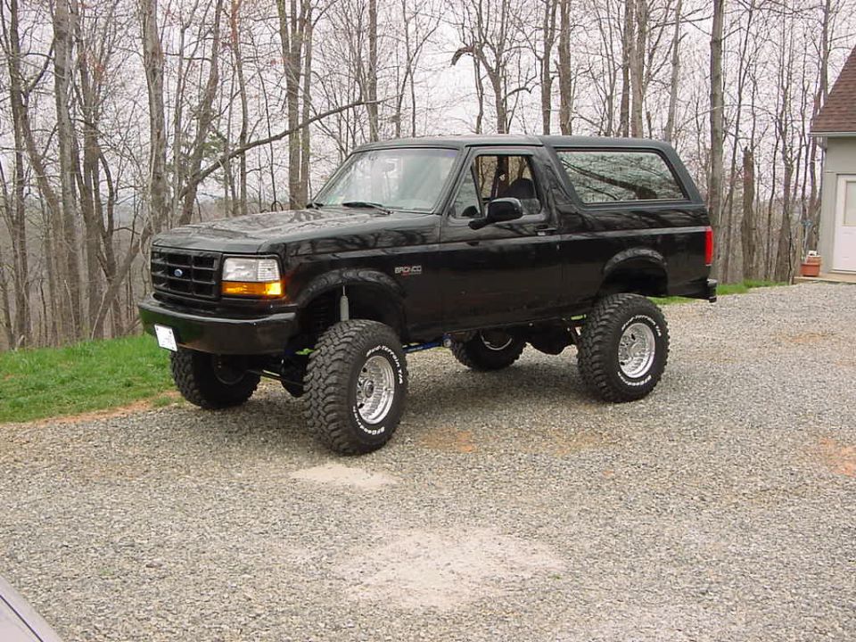 1995 Ford Bronco “Pile”