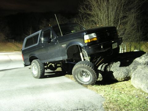 1995 Ford Bronco photo