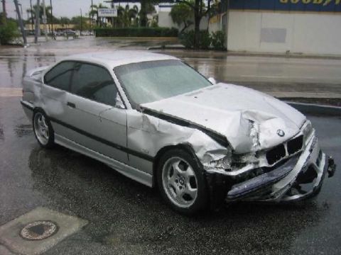 1995 BMW M3 - A silver 1995 BMW M3 coupe sustained significant damage to its front end after an apparent collision.
