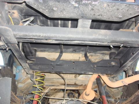 1983 Ford Bronco - i washed the area where the tank was. i then hit it with flat black.