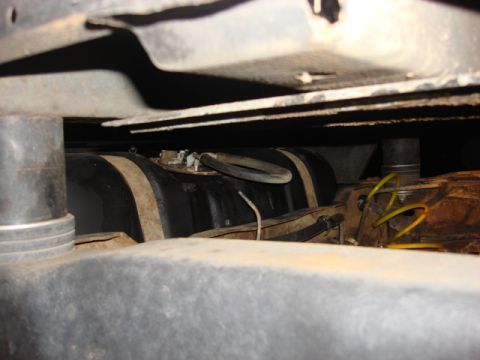 1983 Ford Bronco - you can see the fuel line connection point. i got to run the lines and power next. i stll got to remove the old fuel and vapor lines.