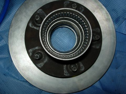 1990 Ford Bronco - Hub cleaned , new races installed, & rotor mounted
