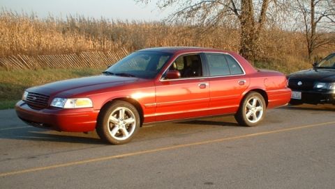 2003 Ford Crown Victoria - CV2