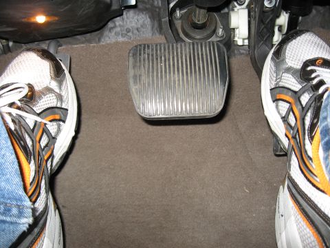 2001 Ford Crown Victoria - Note the comfortable leg position with the knee slightly bent. It is comparable to the gas pedal position.