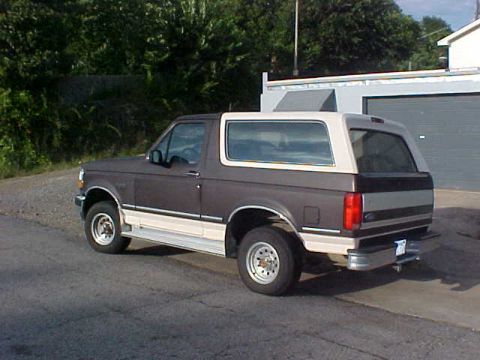 1992 Ford Bronco “Diggitypup”