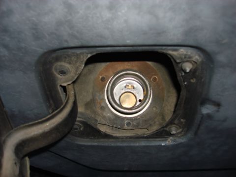 1983 Ford Bronco - here is the new filler neck. some how i broke the screw in cap , so i get a new one soon.