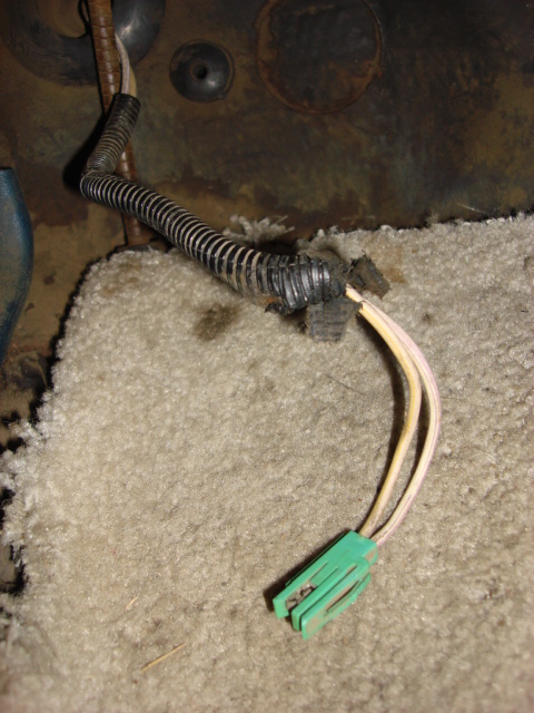 1983 Ford Bronco - this is the end of the high alt harness.