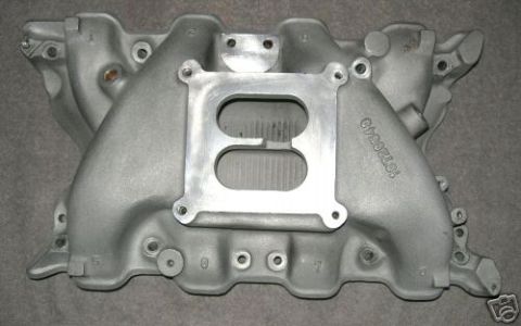 1972 Ford Ranchero - Aluminum intake manifold with part number 19726640 visible on the side.