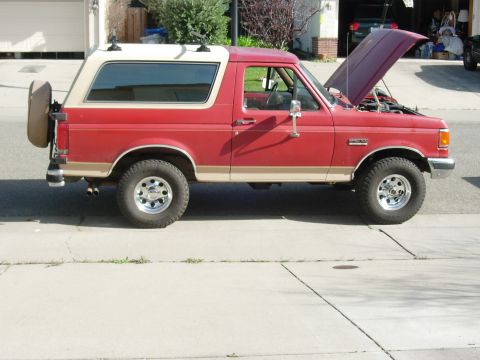 1990 Ford Bronco photo