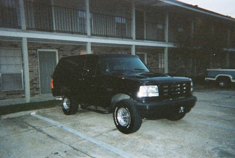 1993 Ford Bronco - Who says you can't polish a turd?