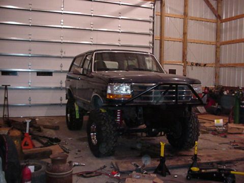 1992 Ford Bronco - the night i finished(atleast with lift and lockers and bumpers)