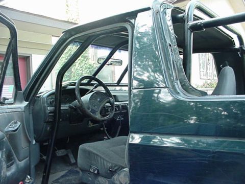 1992 Ford Bronco - cage again