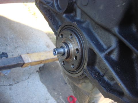 1983 Ford Bronco - well the screw in tool failed to get a bit due to the roller bearings. so the good old stand by is a plug and grease. i used a 1/2 deep soc…