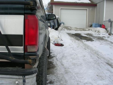 1995 Ford Bronco - 32x11.50's stick out a little
