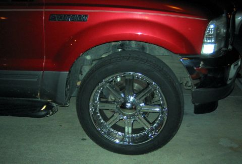 2001 Ford Excursion photo