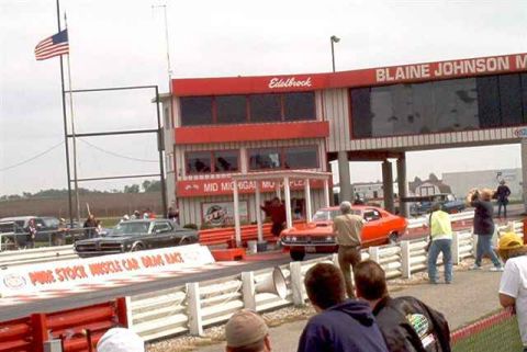 1968 Mercury Cougar - Here's me at Mid Michigan Motorplex about to whoop up on a '71 429SCJ 4 speed Torino Brougham. I ran a 14.2 at 98 and got him at the start…