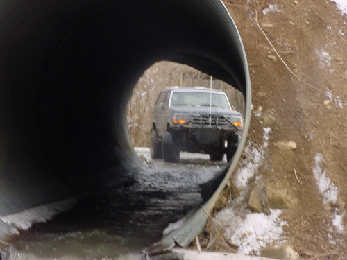 entering tube, checking clearence.