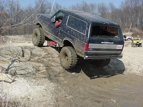 1992 Ford Bronco - near top