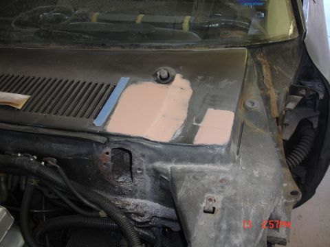 1978 Ford Mustang II - Hood dent on the cowl